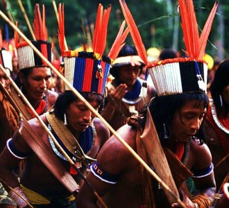 Xingu-Indianer